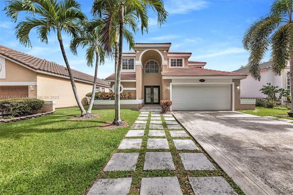 10407 Lima St, Cooper City FL 33026
