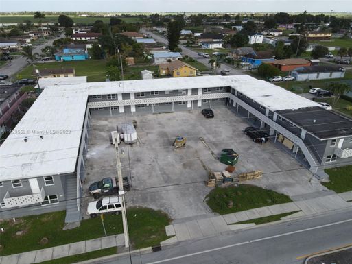 1050 Palm Beach Rd, South Bay FL 33493