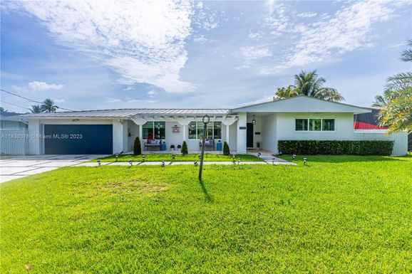 5955 SW 64th Ave, South Miami FL 33143