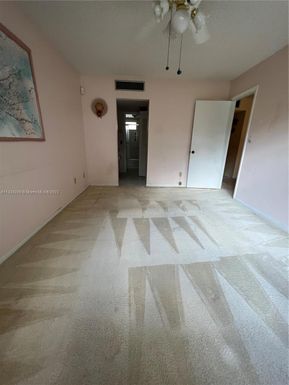 5860 NW 64th Ave # 106, Tamarac FL 33319