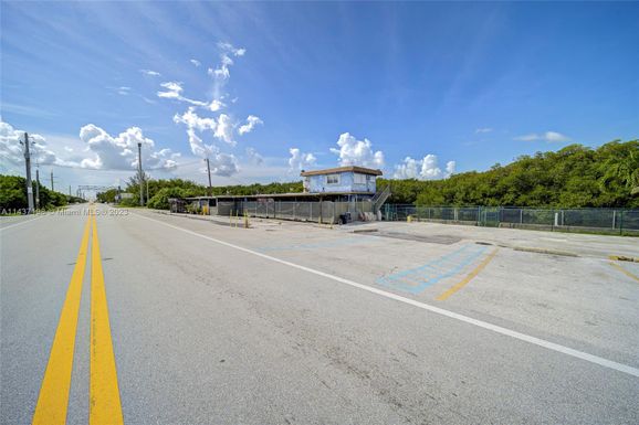 Famous Seafood Restaurant For Sale in The Keys!, Unincorporated Dade County FL 33037
