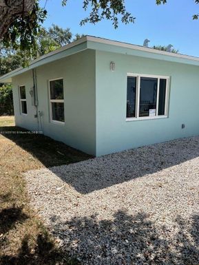 111 Prospect Rd # C, Lantana FL 33462