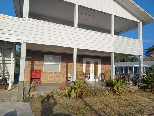 337A HERNANDO ST # A, Fort Pierce FL 34949