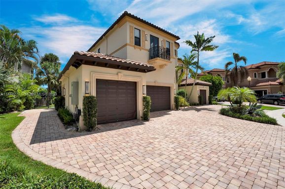 17934 Monte Vista Dr, Boca Raton FL 33496