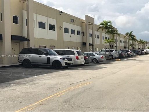 10850 NW 21st St # 180, Sweetwater FL 33172