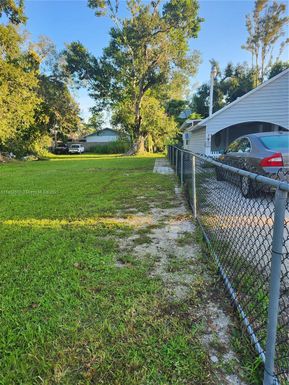 3813 Madison Ave, Fort Myers FL 33916