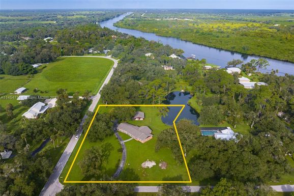 1850 Ft Denaud Rd, La Belle FL 33935