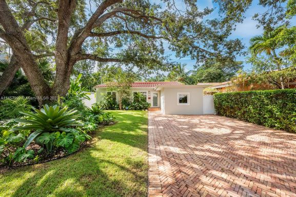 4180 Pamona Ave, Miami FL 33133