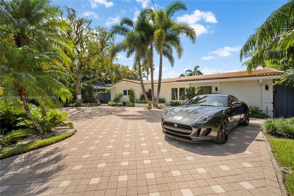 2841 NE 14th Ave, Wilton Manors FL 33334