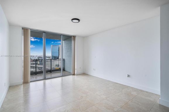90 SW 3rd St # 2006, Miami FL 33130