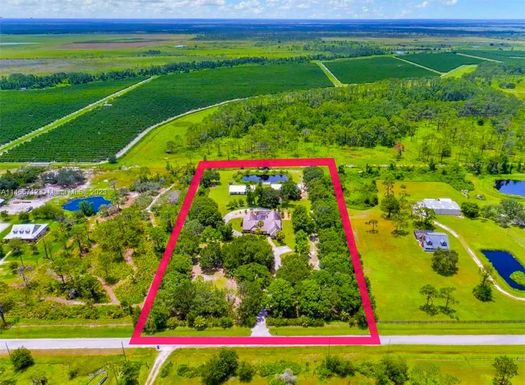 217 Park Land Drive, Lake Placid FL 33852