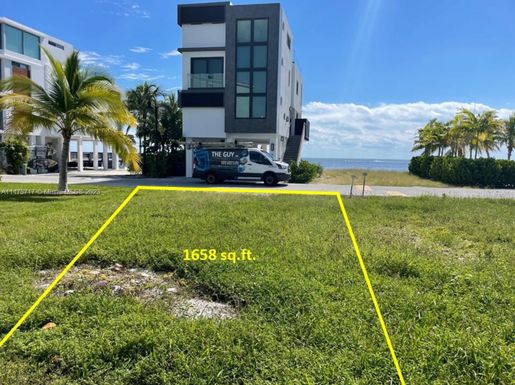 94825 Overseas Hwy, Key Largo FL 33037