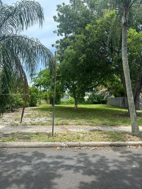 3014 Greenwood Ave, West Palm Beach FL 33407