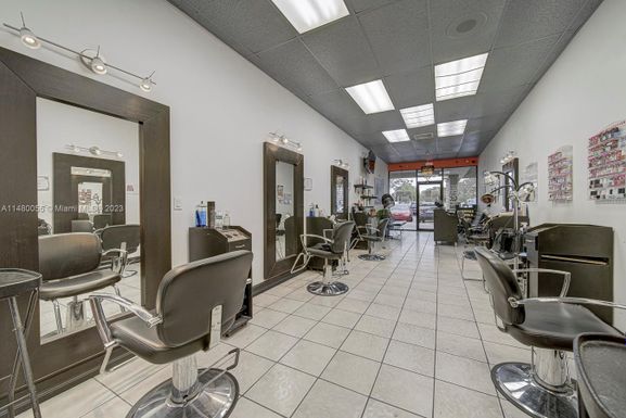 Full Service Beauty Salon For Sale in Hialeah, Hialeah FL 33016