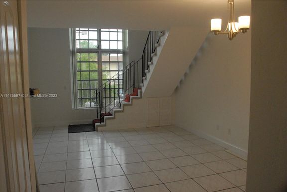 10907 N Kendall Dr # 416, Miami FL 33176