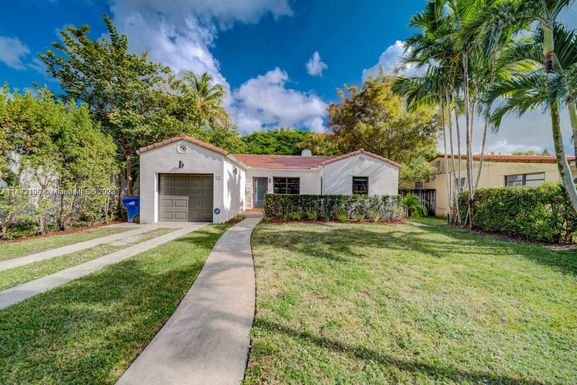 375 De Soto Dr, Miami Springs FL 33166