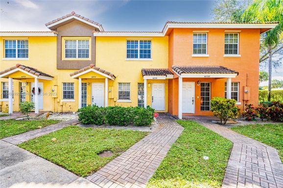 6836 Sienna Club Dr, Lauderhill FL 33319