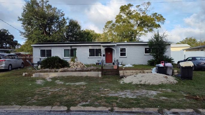 4122 RENDALE DR, Jacksonville FL 32210