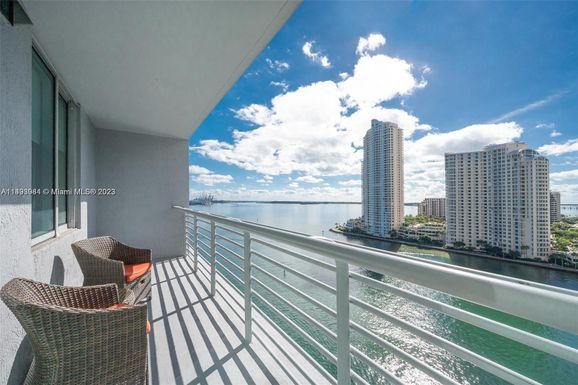 335 S Biscayne Blvd # 1603, Miami FL 33131