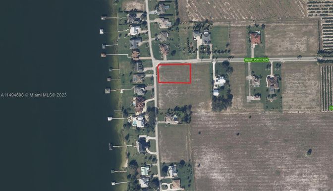 707 Sunset Point Dr Lake Placid, Other City - In The State Of Florida FL 33852