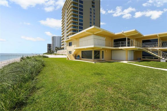 5060 N Ocean Dr # 101, Riviera Beach FL 33404