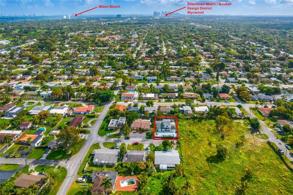 370 NE 113th St, Miami FL 33161