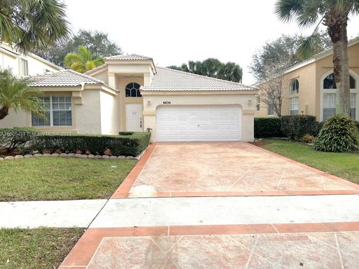 6634 Waverly Ln, Lake Worth FL 33467