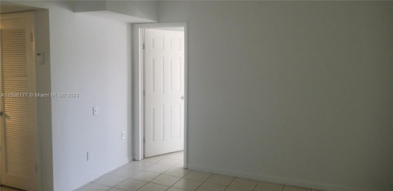 840 SW 129th Pl # 207, Miami FL 33184