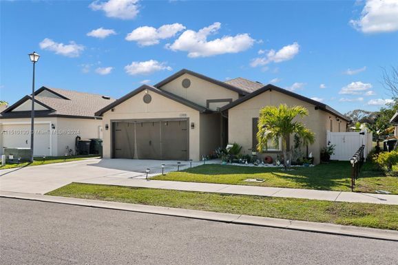 1339 Celebration Dr, Fort Pierce FL 34947