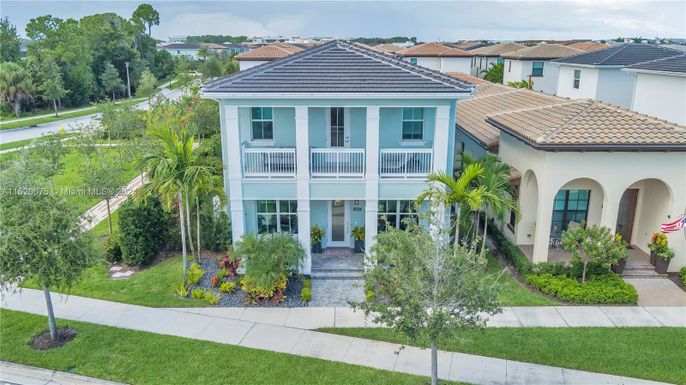 13265 Machiavelli Way, Palm Beach Gardens FL 33418