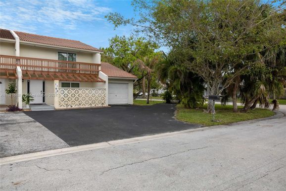 11601 NW 29th Ct # 2E, Coral Springs FL 33065