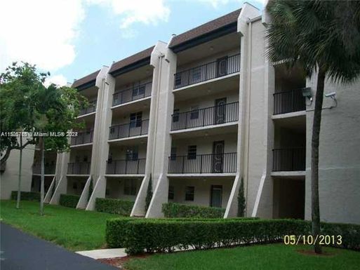 9430 Tangerine Pl # 405, Davie FL 33324