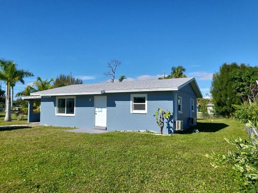 4630 New Haven Drive, Fort Myers FL 33908