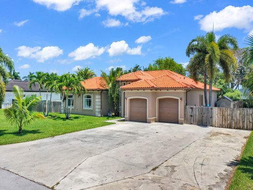 32283 SW 205th Ave, Homestead FL 33030