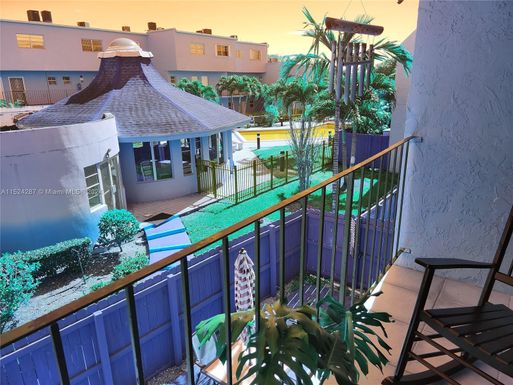 840 SW 105th Ave # 320, Miami FL 33174