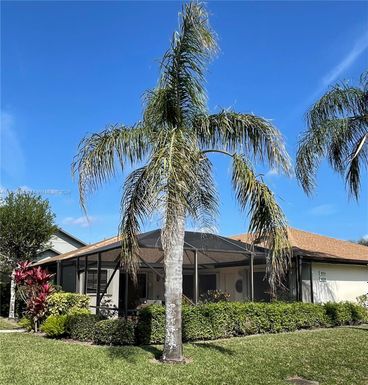 6226 SE Monticello Ter # C, Hobe Sound FL 33455