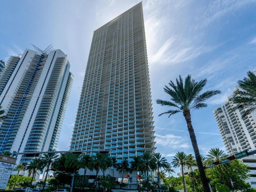 16901 Collins Ave # 703, Sunny Isles Beach FL 33160