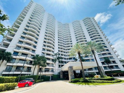 3300 NE 191st St # 817, Aventura FL 33180