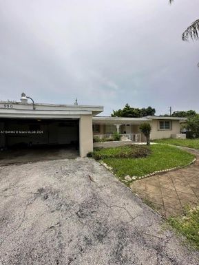 530 SW 38th Ave, Fort Lauderdale FL 33312