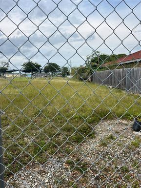 217 st, Miami FL 33170