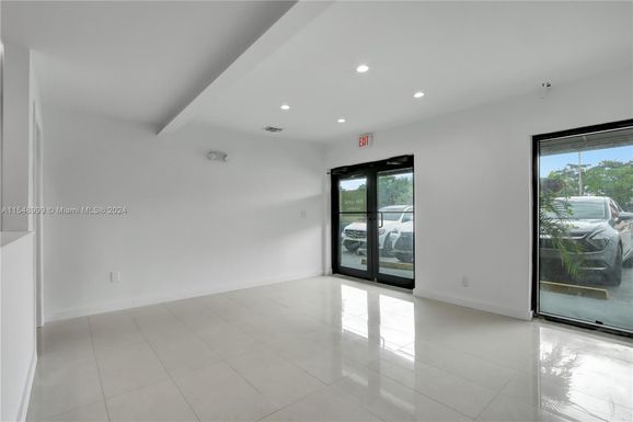 7000 NW 2nd Ave # 7010, Miami FL 33150
