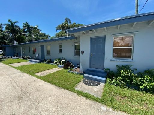 12790 Us Highway 441, Canal Point FL 33438