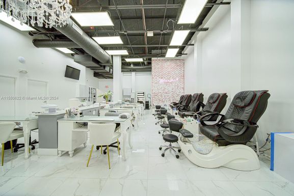 Full-Service Beauty Salon For Sale in Pinecrest, Miami FL 33156