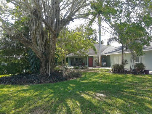 1044 Wyomi Drive, Other City - In The State Of Florida FL 33919