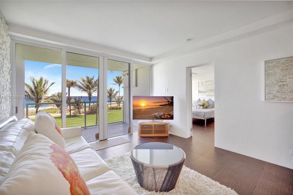 1041 Hillsboro Mile # 8, Hillsboro Beach FL 33062