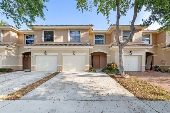 271 River Bluff Ln # 271, Royal Palm Beach FL 33411