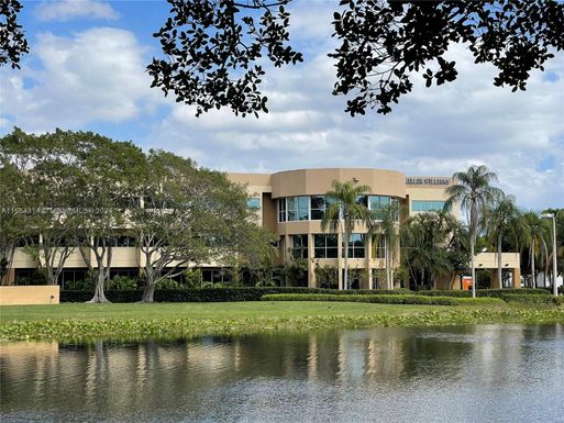 1625 N Commerce Pkwy # 200, Weston FL 33326