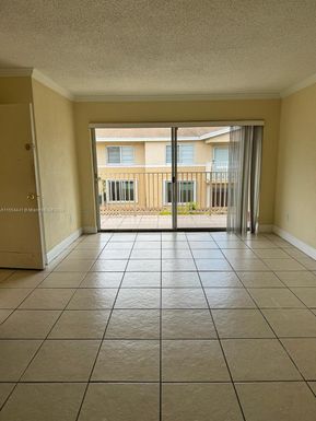 4180 NW 79th Ave # 2D, Doral FL 33166