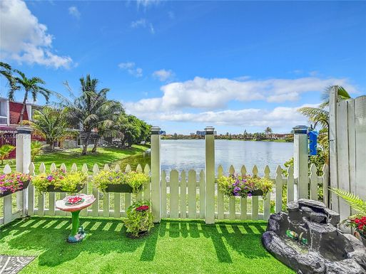 10730 NW 7th St # 7A, Miami FL 33172