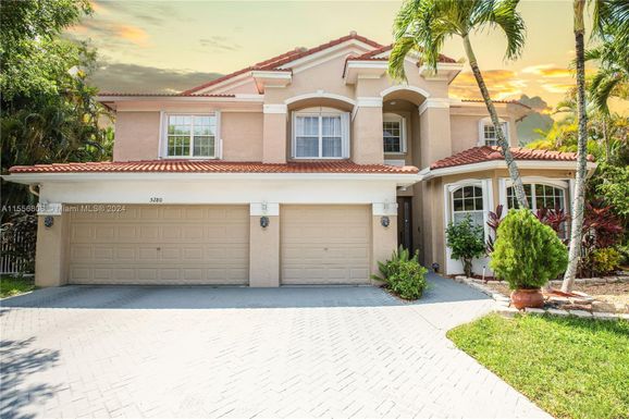 5280 NW 95th Ave, Coral Springs FL 33076